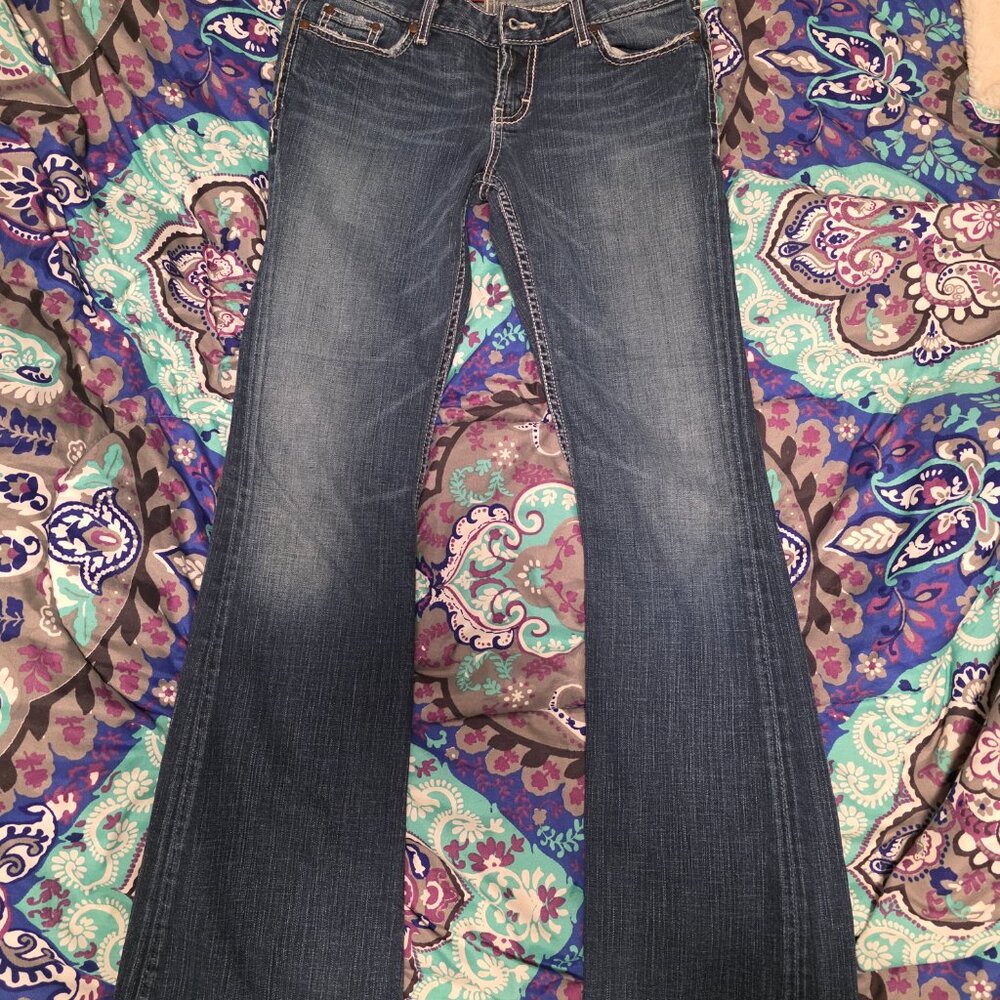 BKE 29 Sabrina Bootcut Medium Wash Boot Cut Distressed Low Rise Stretch Jeans